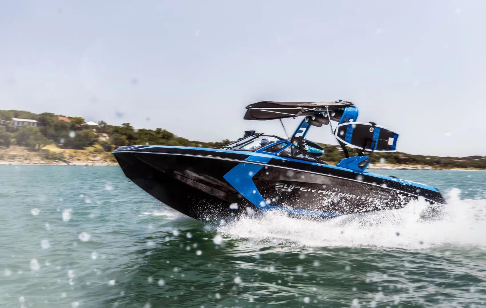 XPEL-FUSION-PLUS-Ceramic-Coating-Marine-Boat-motion_converted